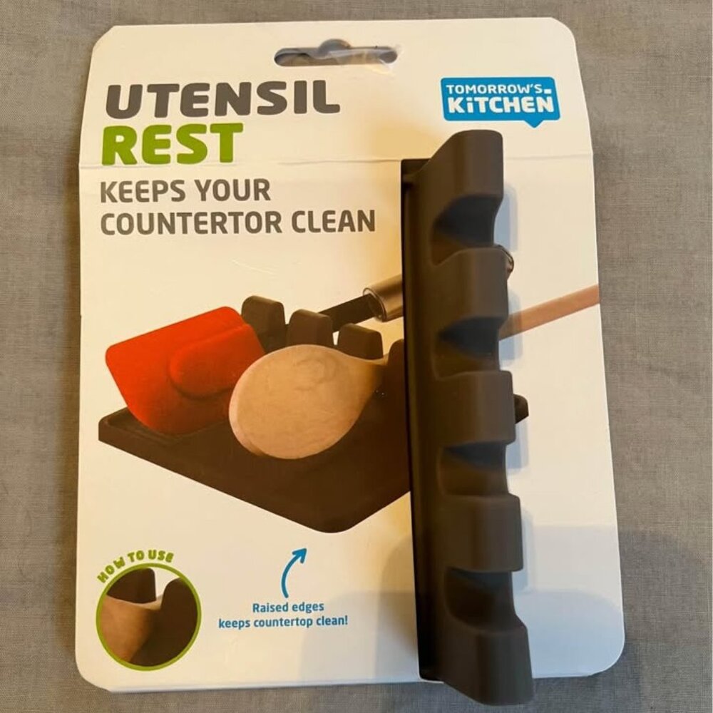 Kitchen Utensil/Spoon Rest for Multiple Utensils with Drip Pad (brand new)